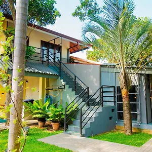Resort Morning Star, Negombo
